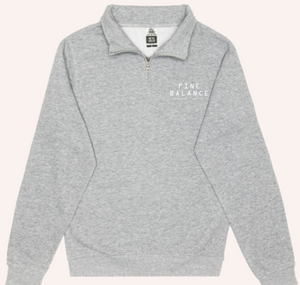 Three-quarter zip - grey